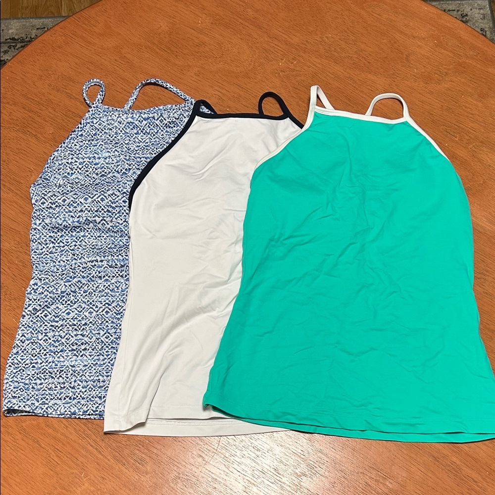Gap Fit Workout Tank Tops